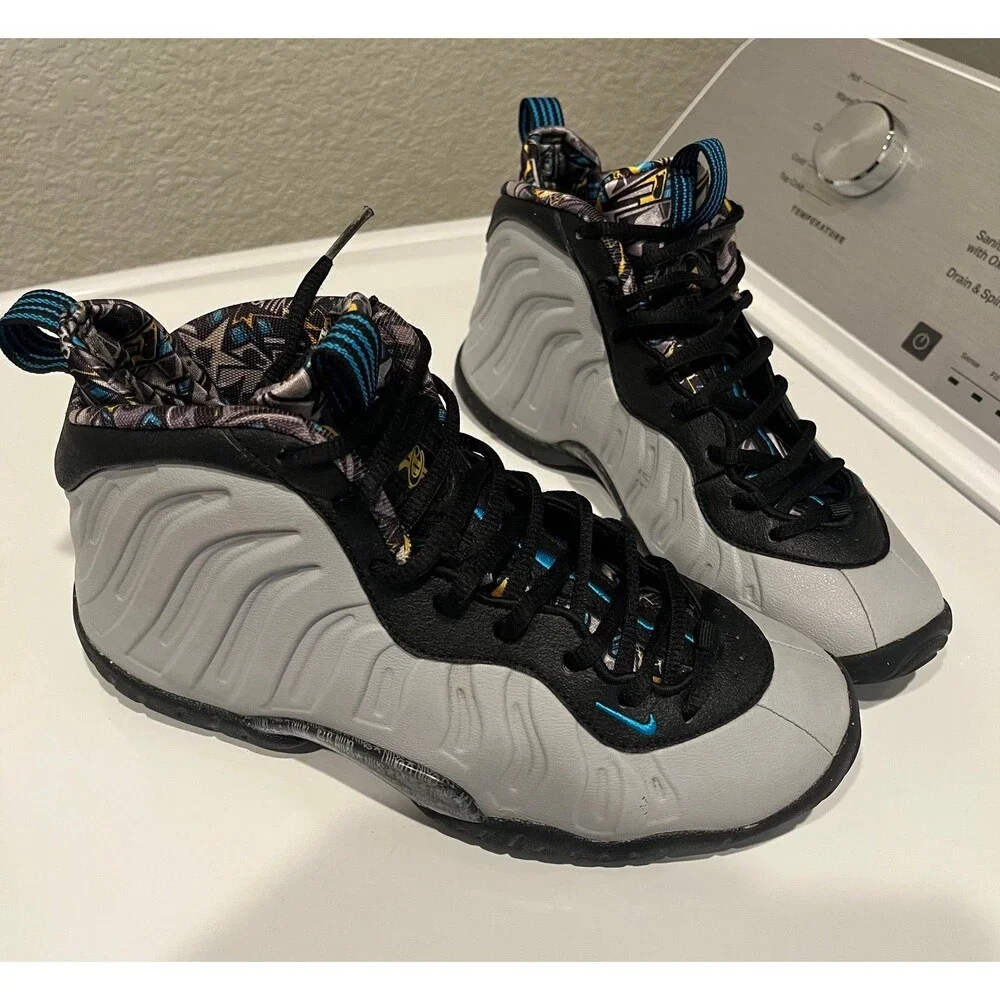 Nike Little Posite One Graffiti Foamposite GS Size 5Y No Insoles No Box
